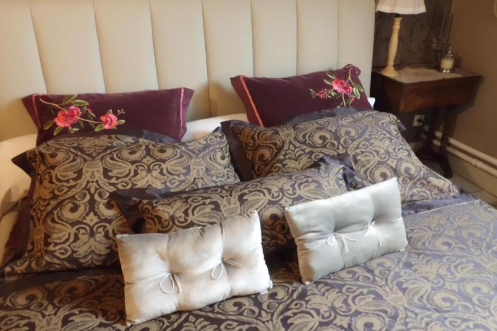 Le Clos Saint Paul Hotel Tourny Phòng bức ảnh